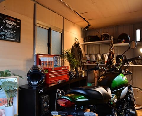 デイトナモーターサイクルガレージシリーズを発売。ヨーロッパ車純正装着率No.1、REGINAチェーンの取扱を開始。