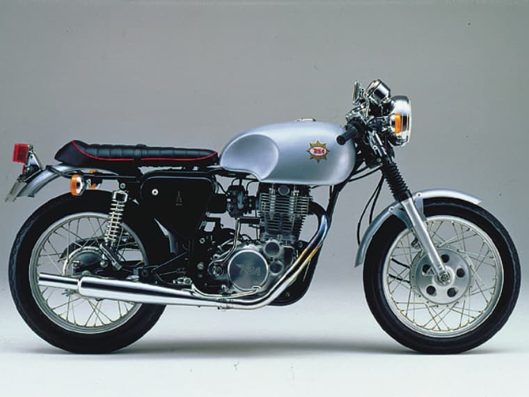 BSAが新車で乗れる。トラディショナルなバイクファンに好評を博した。